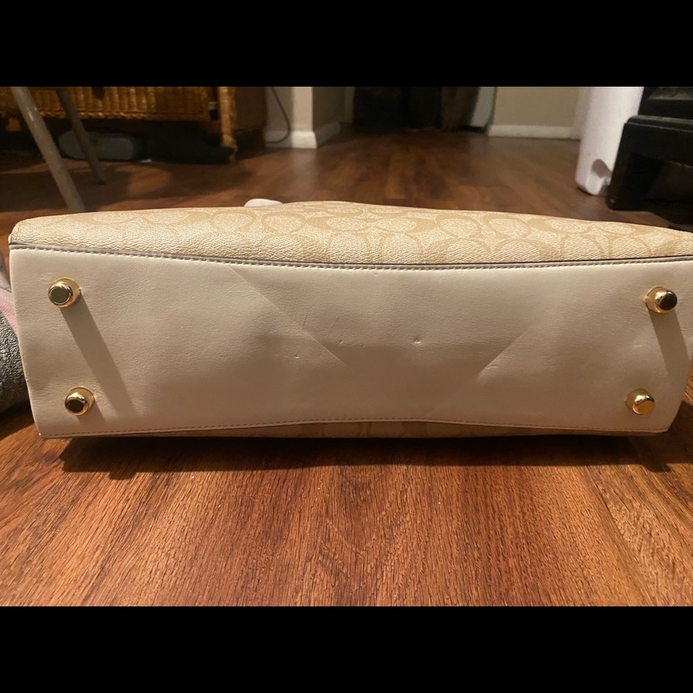 Coach Tote - Picture 4 of 5